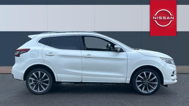 Nissan Qashqai 1.3 DiG-T 160 Tekna+ 5dr Petrol Hatchback